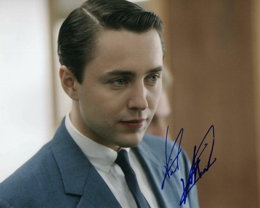 VINCENT KARTHEISER SIGNED AUTOGRAPH 8x10 Photo Poster painting - PETE MAD MEN, CONNOR WB ANGEL