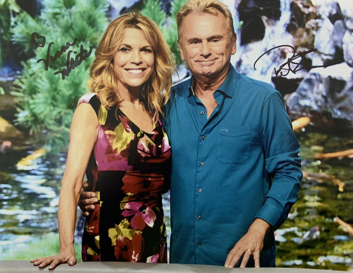 PAT SAJAK & VANNA WHITE SIGNED 8x10 Photo Poster painting WHEEL OF FORTUNE AUTOGRAPH AUTHENTIC