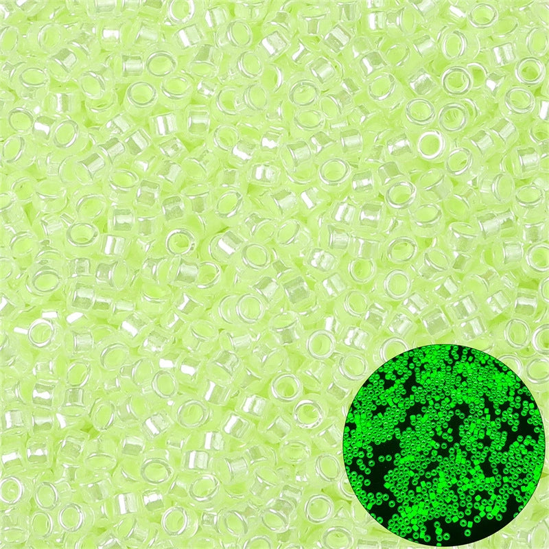 1 Pack Glass Solid Color Beads