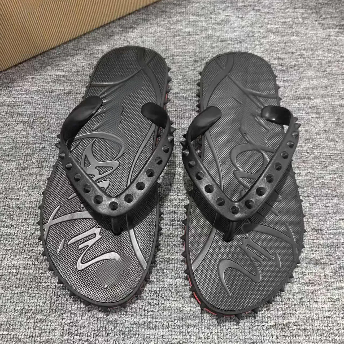 Gentleman's Red Bottom R ivet Flip-Flops Casual Fashion Non-Slip Flip Flops-vocosishoes
