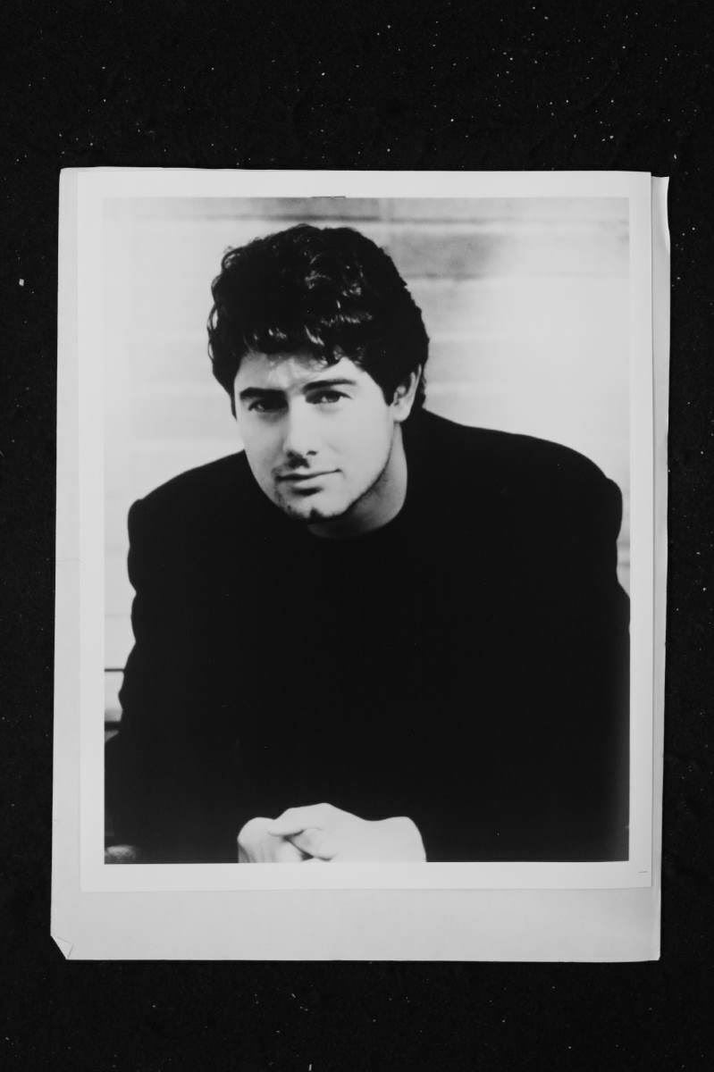 Zach Galligan - 8x10 Headshot Photo Poster painting w/ Resume - Gremlins