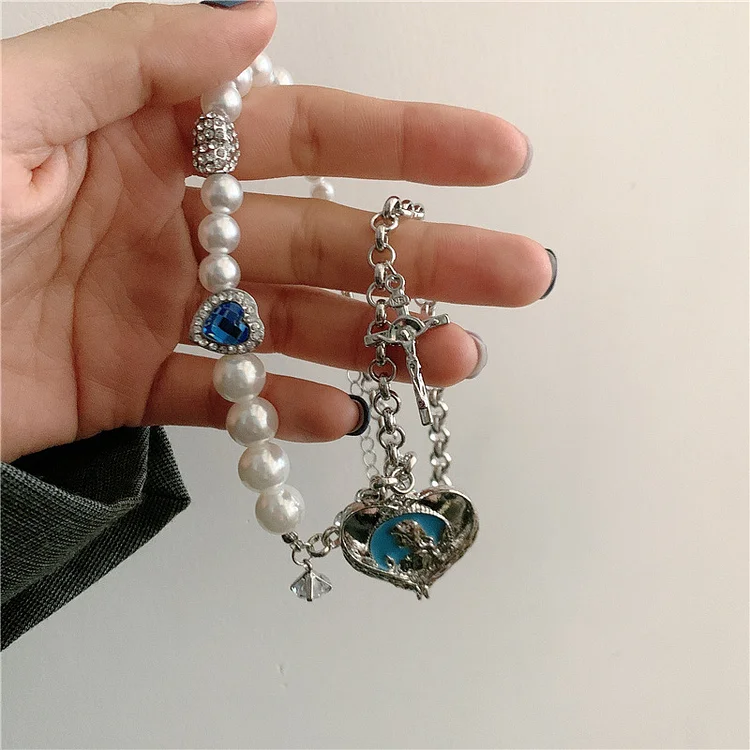 Blue Peach Heart French Necklace KERENTILA