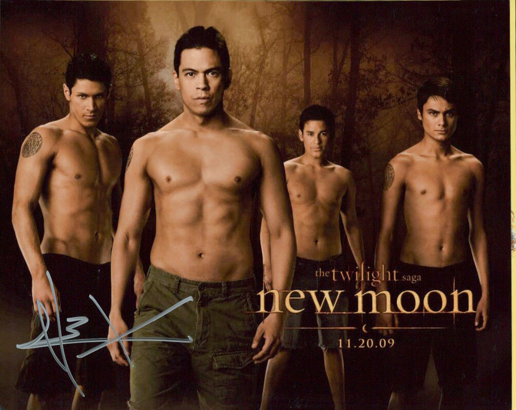 Alex Meraz (Twilight) signed authentic 8x10 Photo Poster painting COA