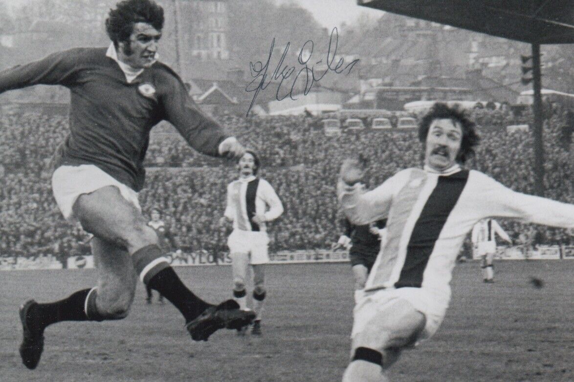 JOHNNY GILES HAND SIGNED 6X4 Photo Poster painting MANCHESTER UNITED FOOTBALL AUTOGRAPH 50