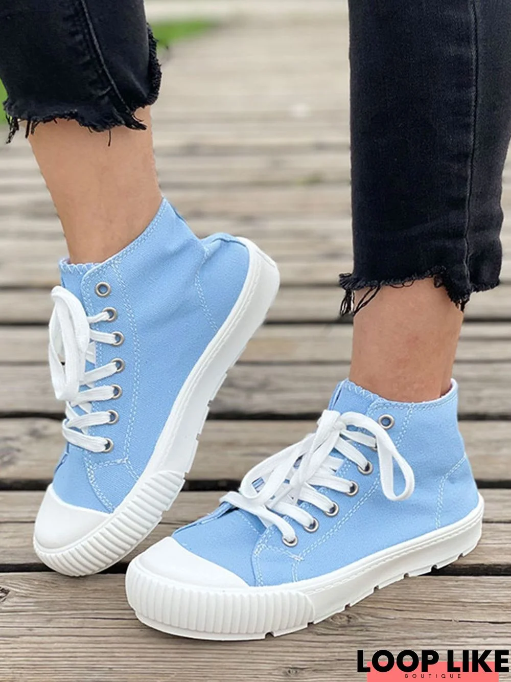 Casual Plain Color Lace-Up High Top Canvas Shoes