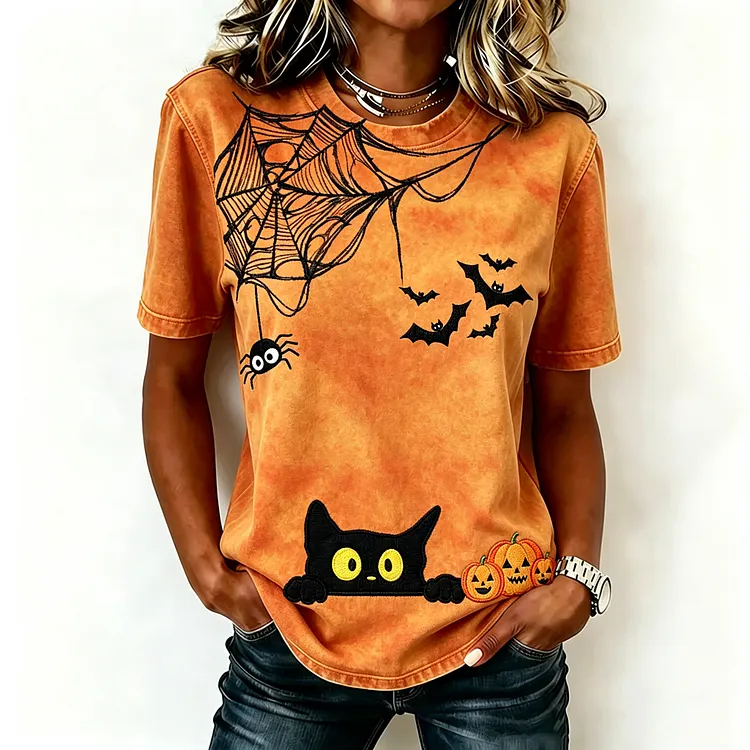 Women's Retro Halloween Spider And Black Cat Art Print Casual T-shirt