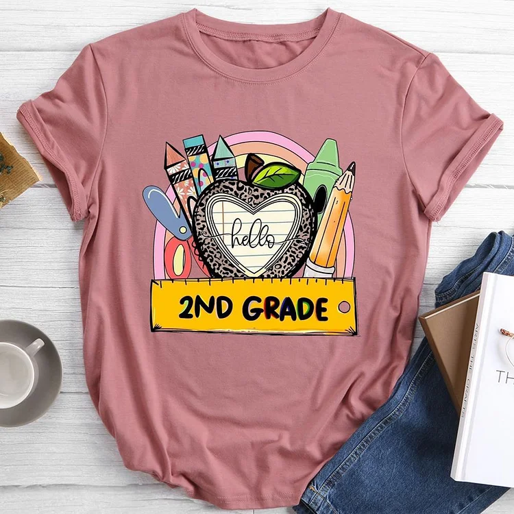 hello 2nd grade Round Neck T-shirt