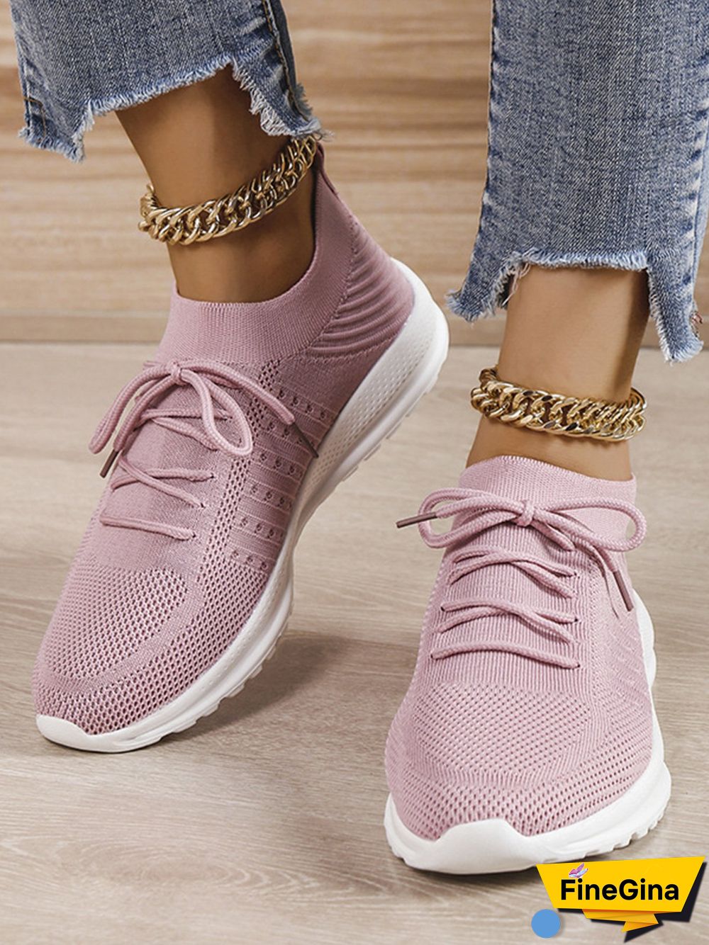 Flyknit Lightweight Soft Sole Lace-Up Sneakers