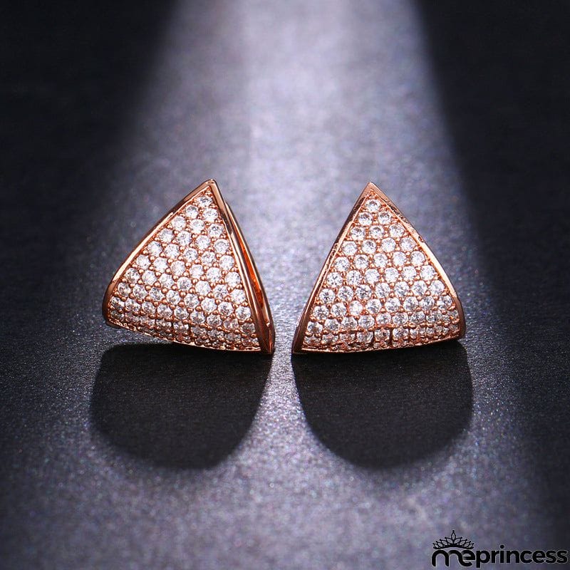 GILDED PYRAMID STUDS