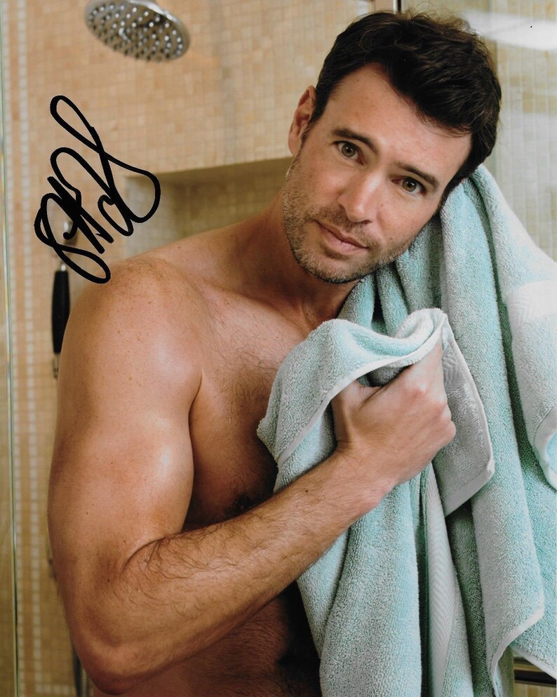 Scandal Scott Foley 8 x10 20x25 cm Autographed Hand Signed Photo Poster painting