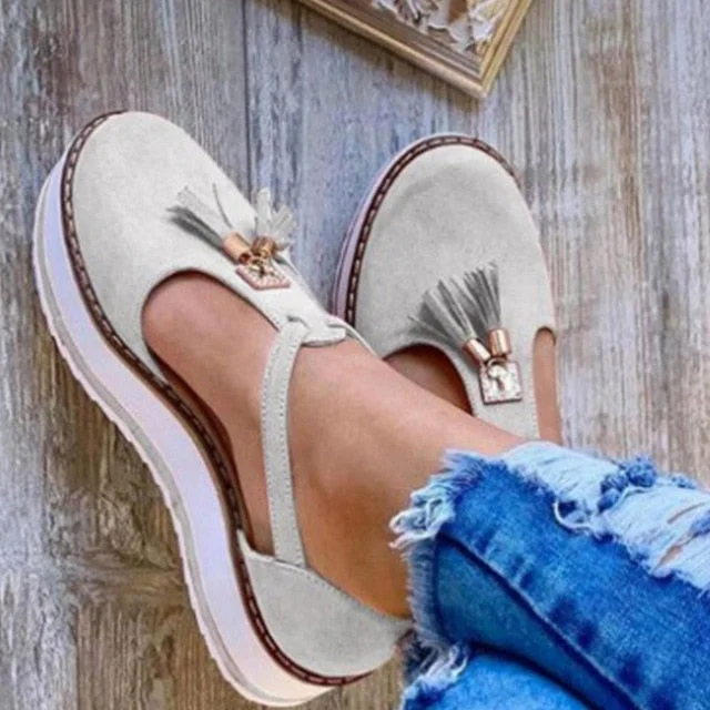 2020 Tassel Women Shoes Sandals Summer Flat Shoes PU Leather Gladiator Luxury Shoes Women Designers Zapatos De Mujer Fringe