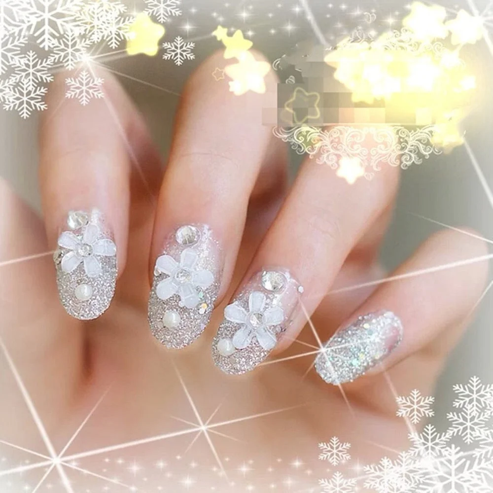 24Pcs Luxe Shining Rhinestone Wedding False Nails Transparent Glitter Gems Crown Designed Square Full Short Fake Art Bride-Nail Inspo