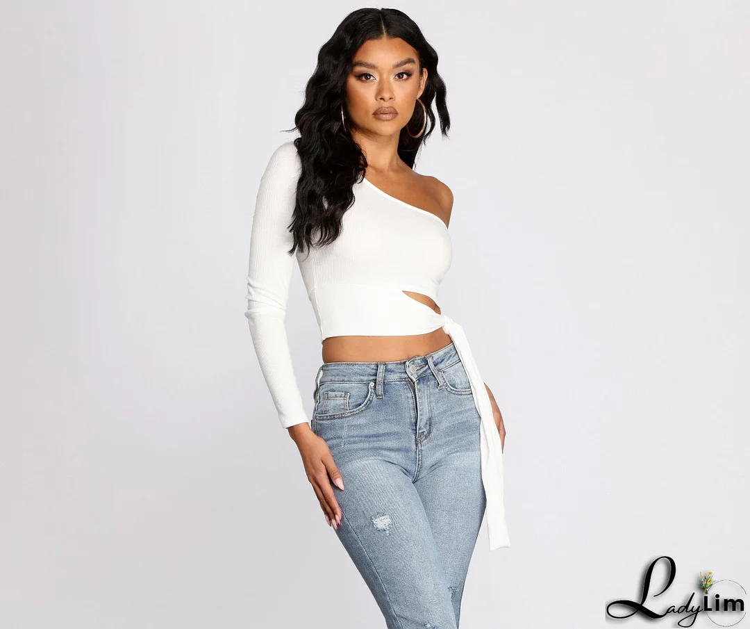 Single Sleeve Ribbed Crop Top