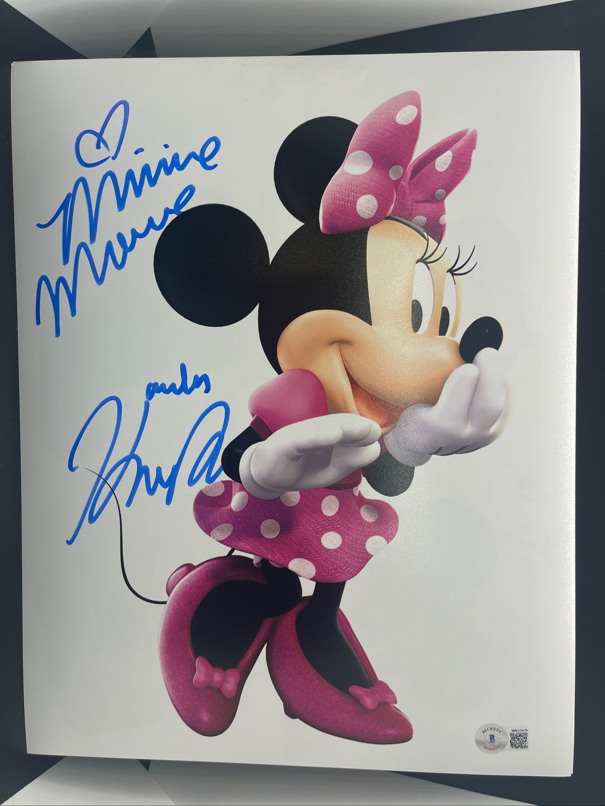 KAITLYN ROBROCK signed 11x14 Photo Poster painting Disney MINNIE MOUSE Beckett Authentication D7