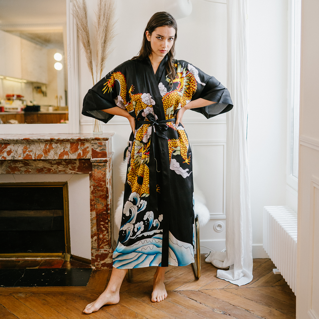 19 MOMME Kimono en soie noir Dragon Oriental  | Collection Shiruku- SOIE PLUS