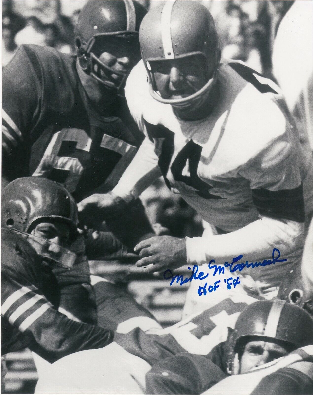 MIKE MCCORMACK CLEVELAND BROWNS HOF 84 ACTION SIGNED 8x10