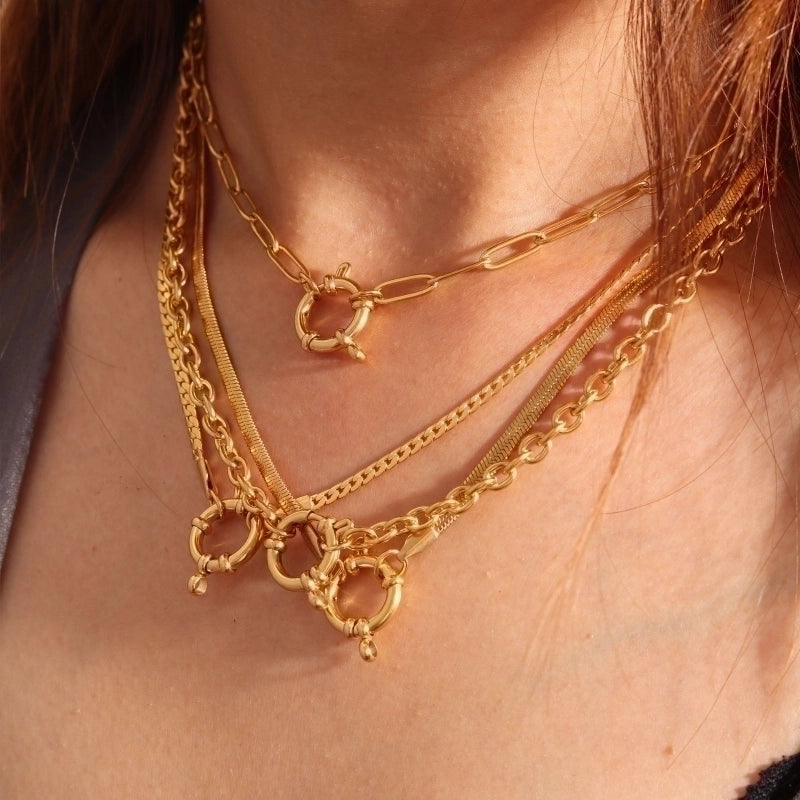 Casual Basic Commute Solid Color 304 Stainless Steel 18K Gold Plated Pendant Necklace