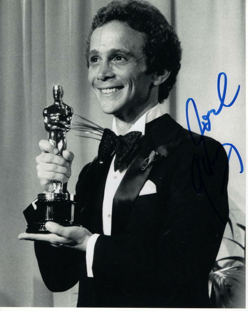 JOEL GREY SIGNED AUTOGRAPHED 8X10 Photo Poster painting - MASTER OF CEREMONIES CABARET, GRAY