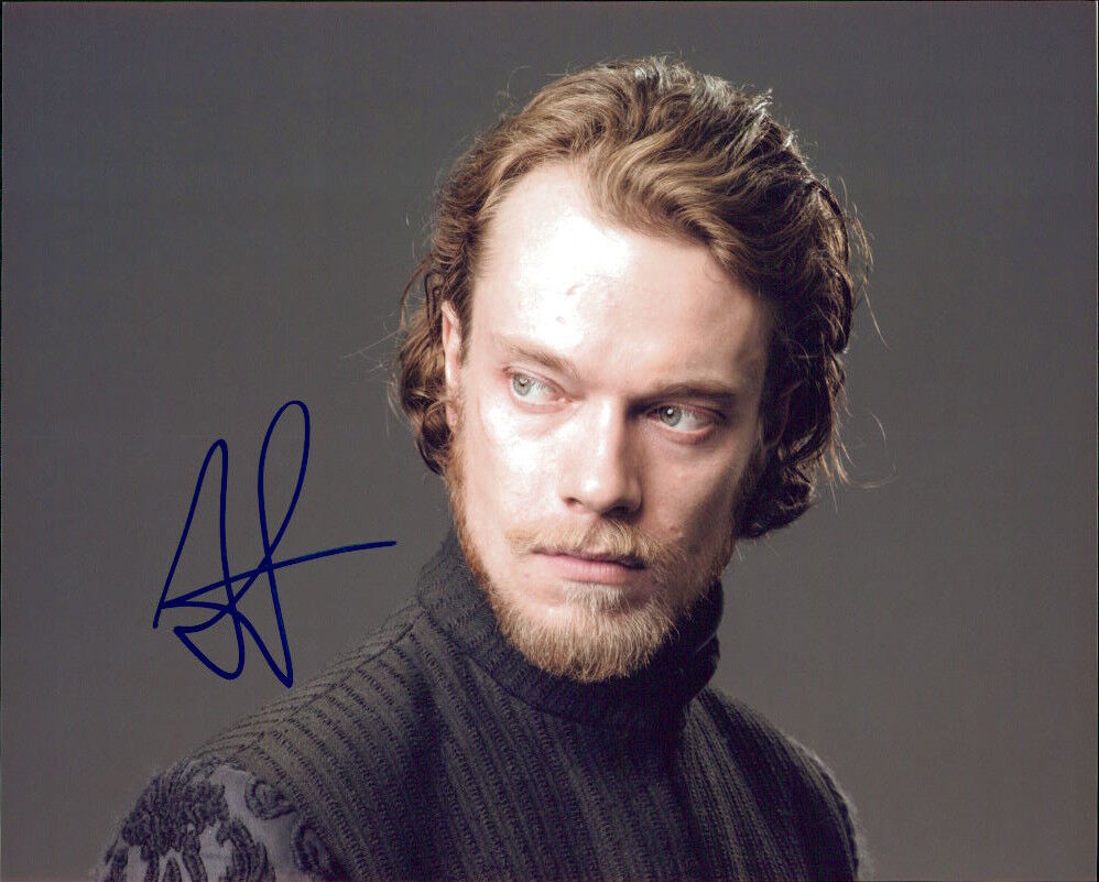 Alfie Allen (Game of Thrones) signed authentic 8x10 Photo Poster painting COA