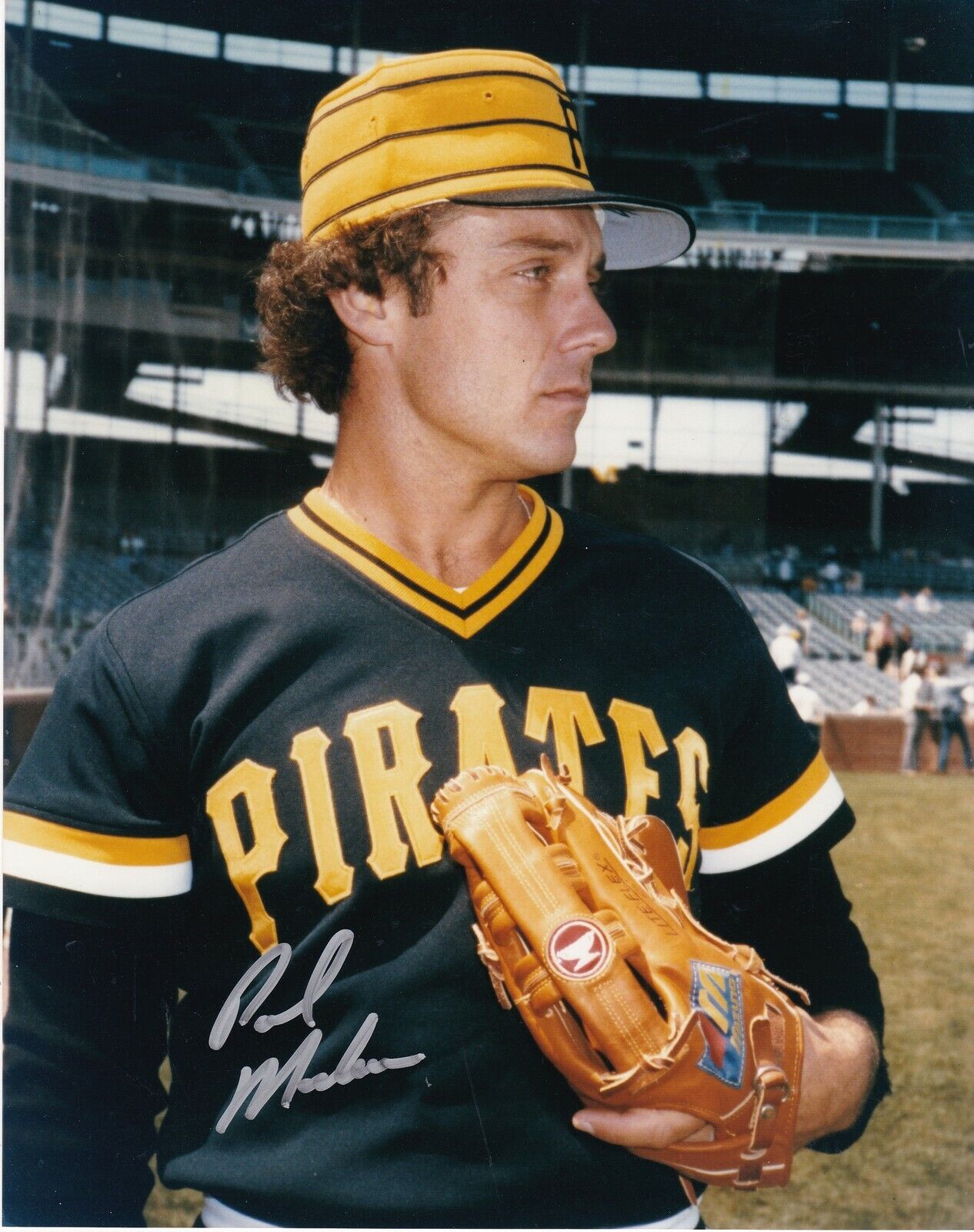 PAUL MOSKAU PITTSBURGH PIRATES ACTION SIGNED 8x10