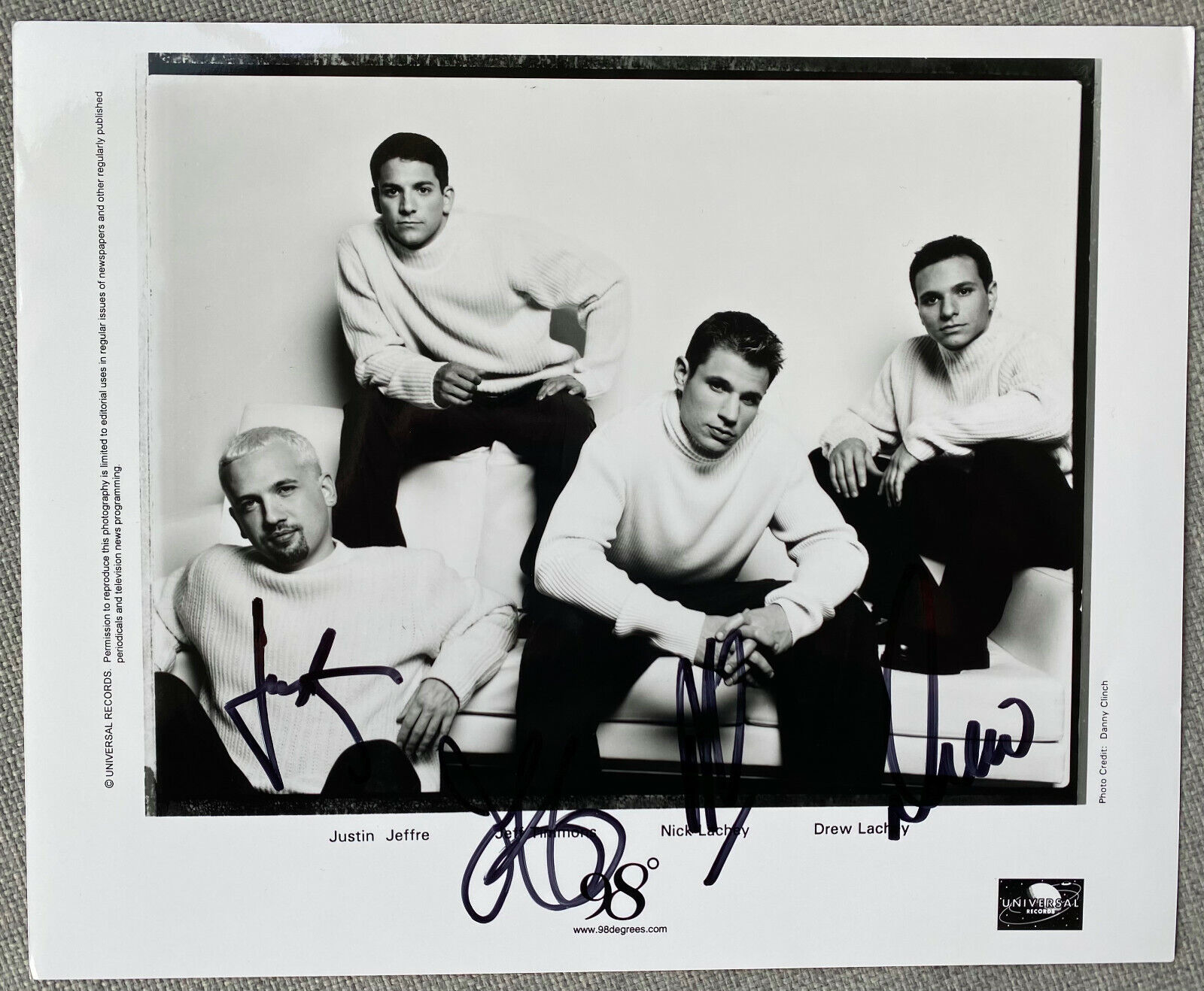 Boy Band 98 Degrees Signed 8x10 B&W Promo Photo Poster painting - Nick Lachey, Jeff Timmons ...