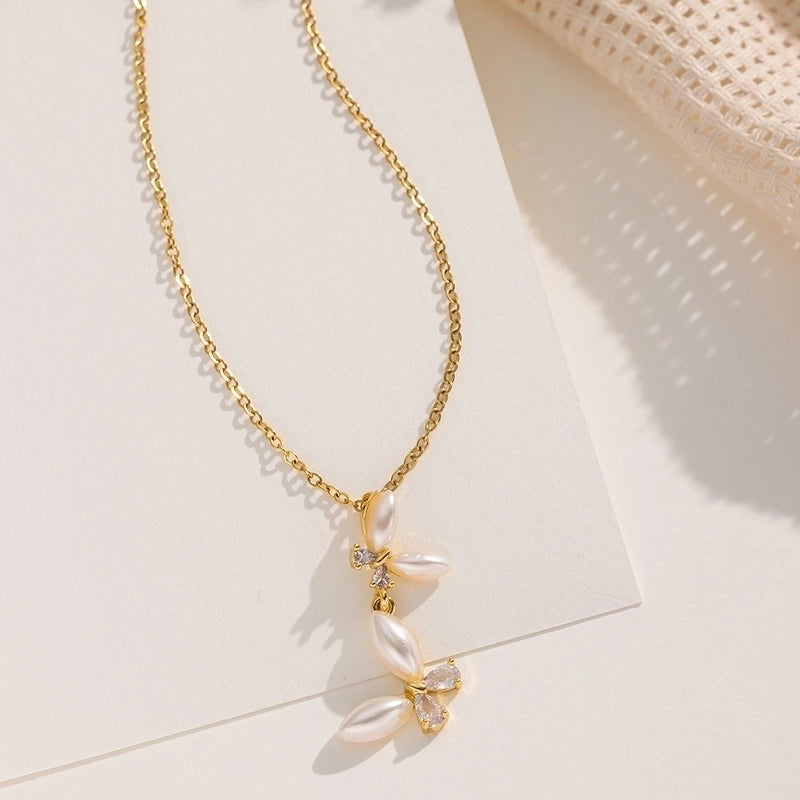 Elegant Shiny Butterfly 316 Stainless Steel  Copper Pearl Zircon Inlay Pendant Necklace