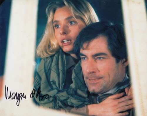 MARYAM D'ABO 007 JAMES BOND AUTHENTIC AUTOGRAPH AS KARA IN THE LIVING DAYLIGHTS