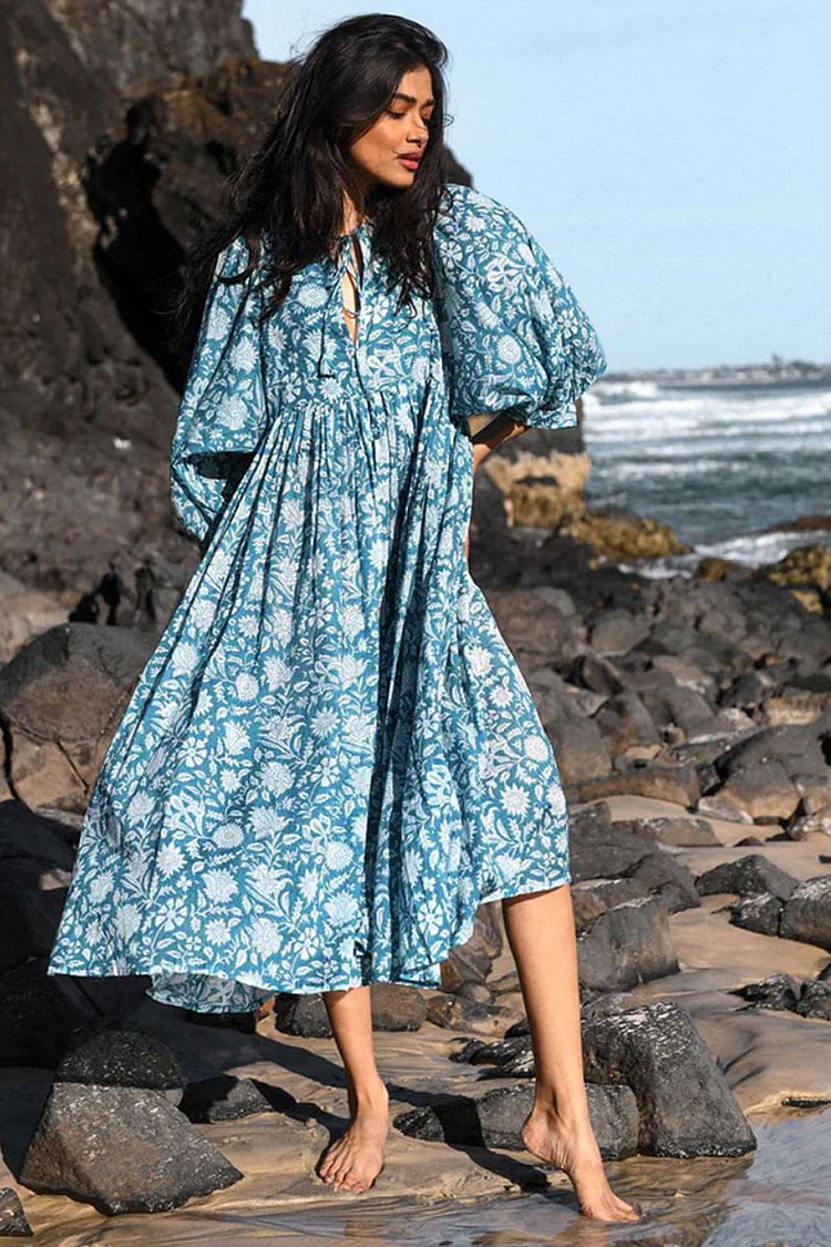 Ditsy Floral Print V Neck Puff Sleeve Midi Dresses