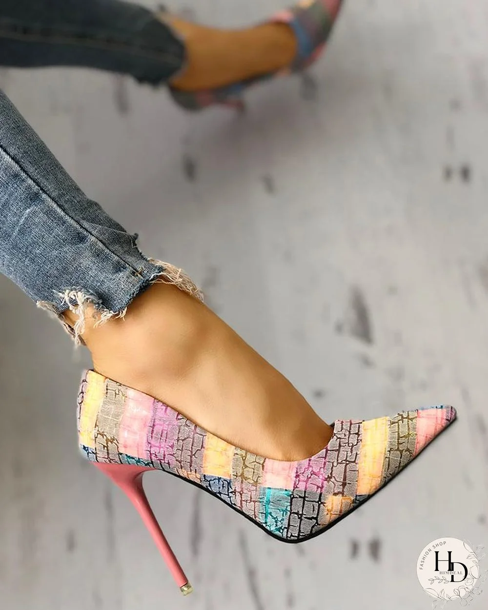 Contrast Color Pointed Toe Thin Heels