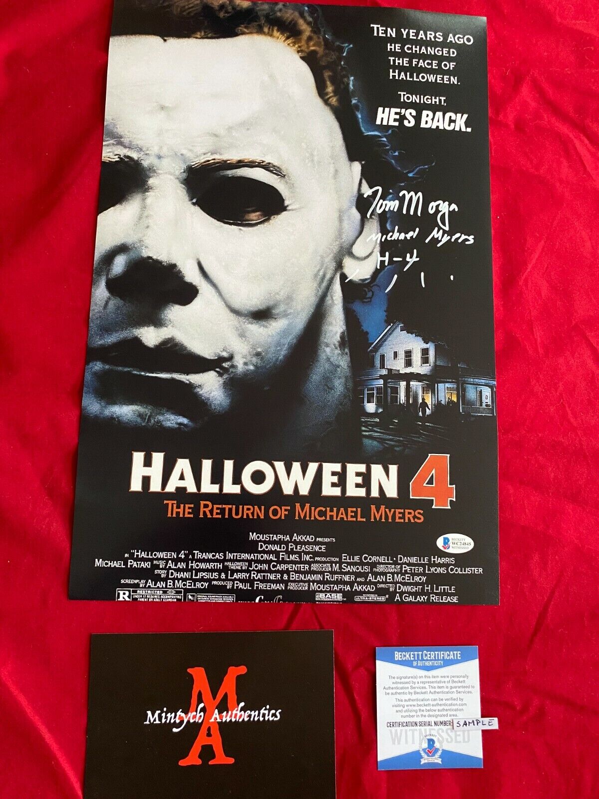 TOM MORGA AUTOGRAPHED SIGNED 11x17 Photo Poster painting! HALLOWEEN 4! MICHAEL MYERS! BECKETT