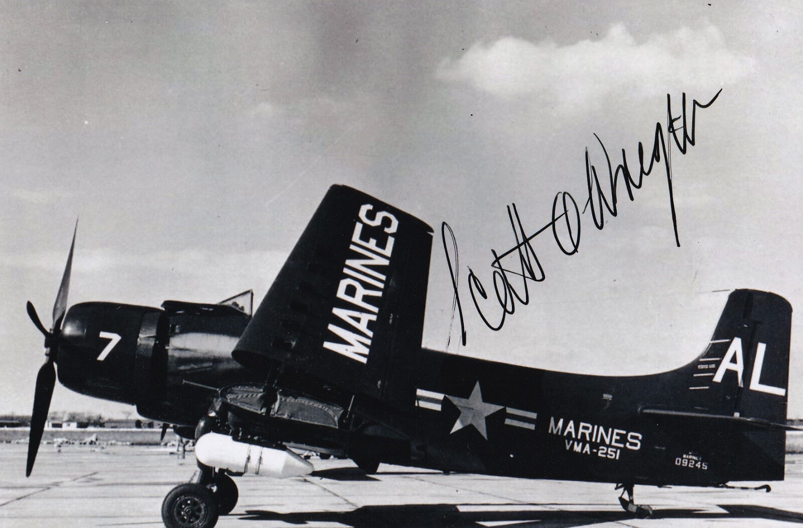 Capt. Scott O. Wright Signed 4x6 Photo Poster painting World War II USMC Aviator Federal Judge