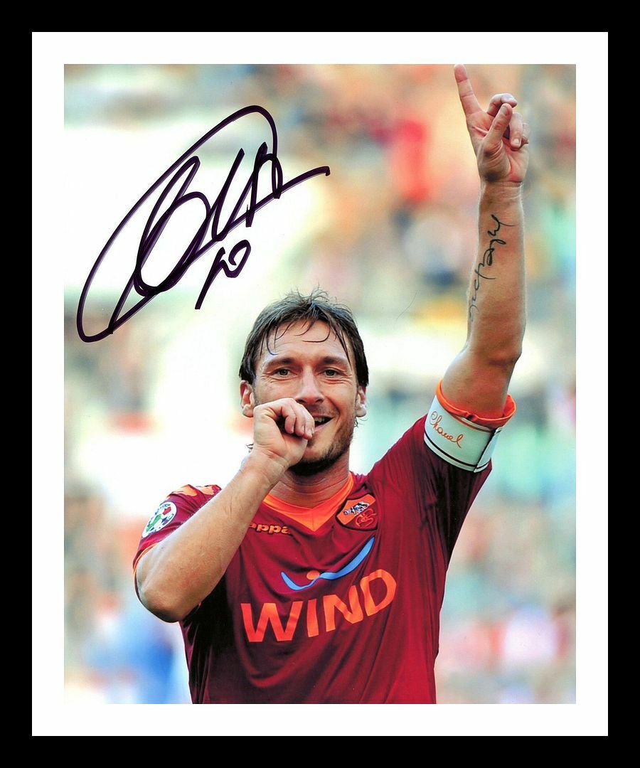 Francesco Totti - Roma Autographed Signed & Framed Photo Poster painting