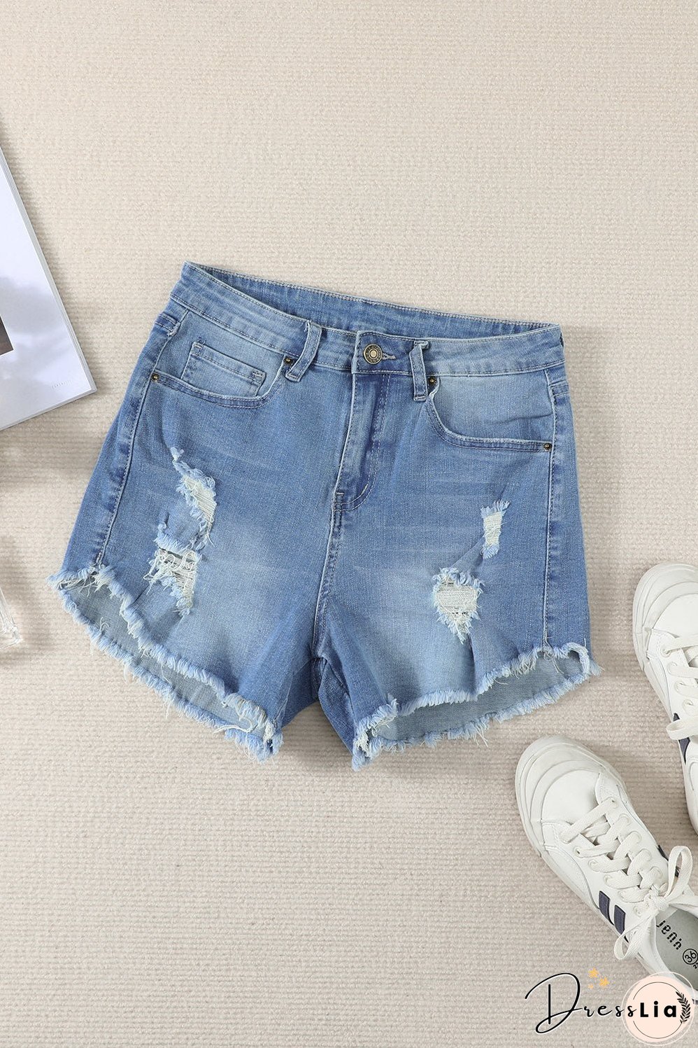 Chic Ripped Denim Shorts