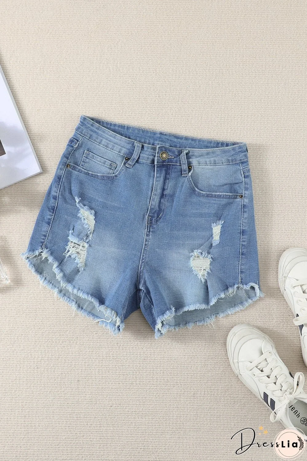 Chic Ripped Denim Shorts