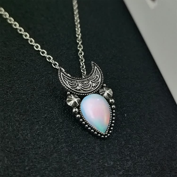 Vintage Moonstone Water Drop And Moon Necklace