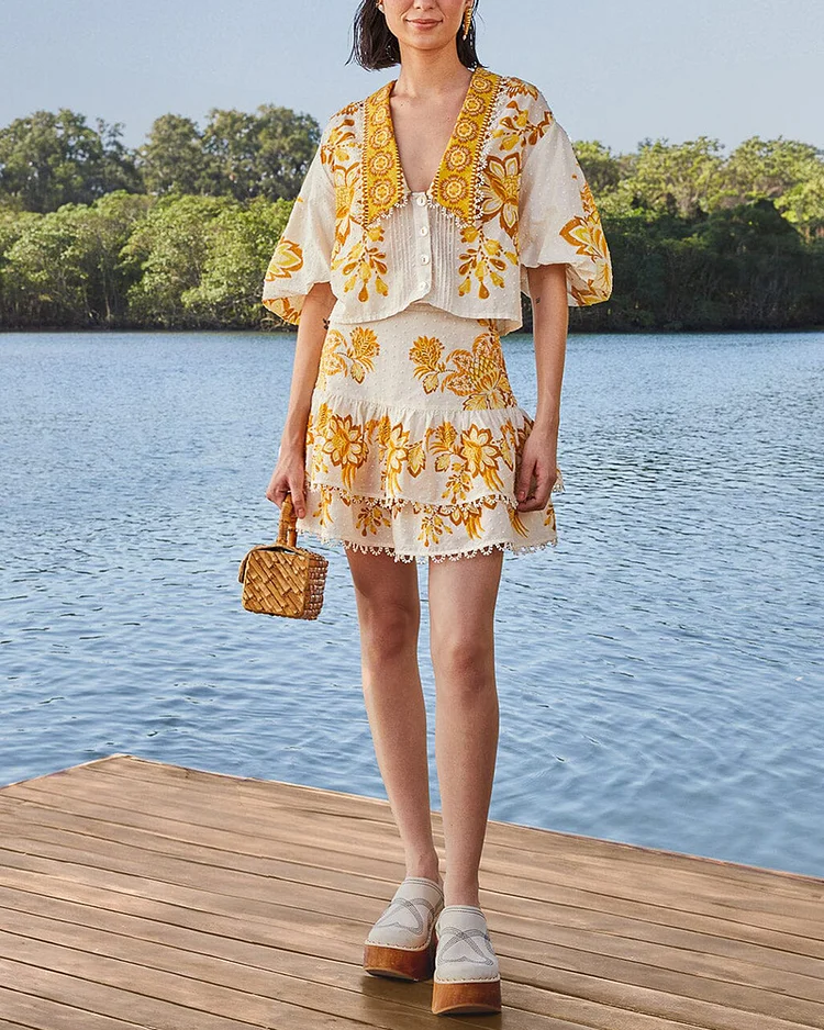 Women's fashionable loose printed short-sleeved top and skirt suit