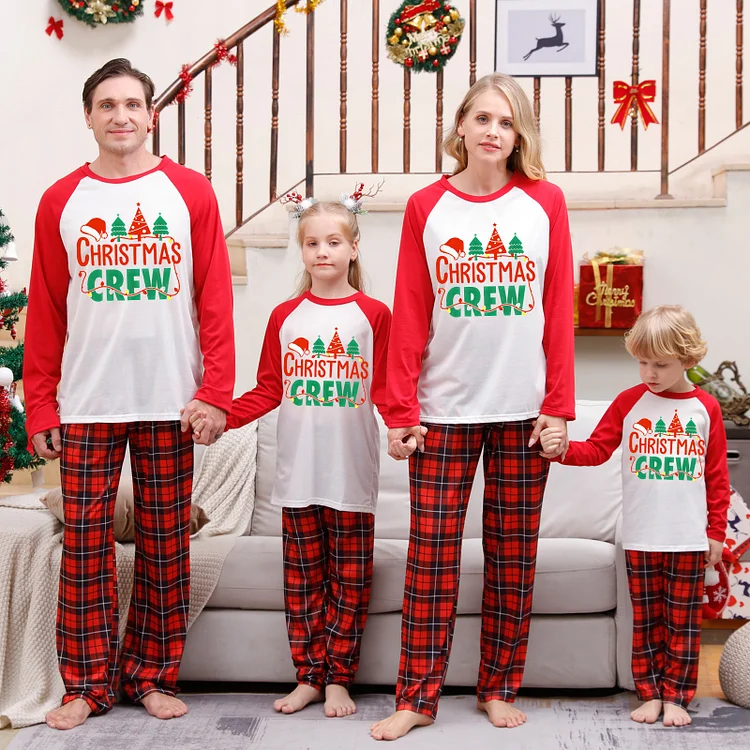 'Christmas Crew' Xmas Hat Print Cousin Crew Red Plaid Family Matching Pajamas Sets