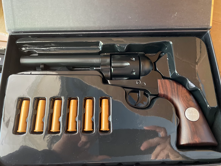 1873 Colt Single-Action Army Revolver Toy - Realistic Cowboy
