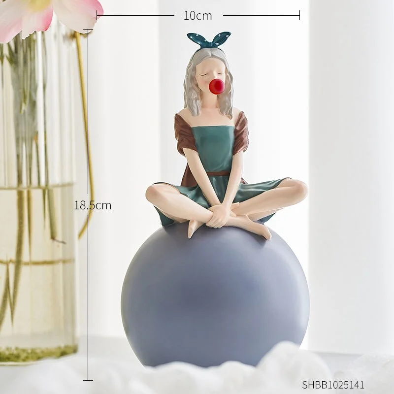 Creative Nordic Home Decoration Girl Statue Resin Character Model Living Room Table Decoration Bedroom Decoration Girl Gifts