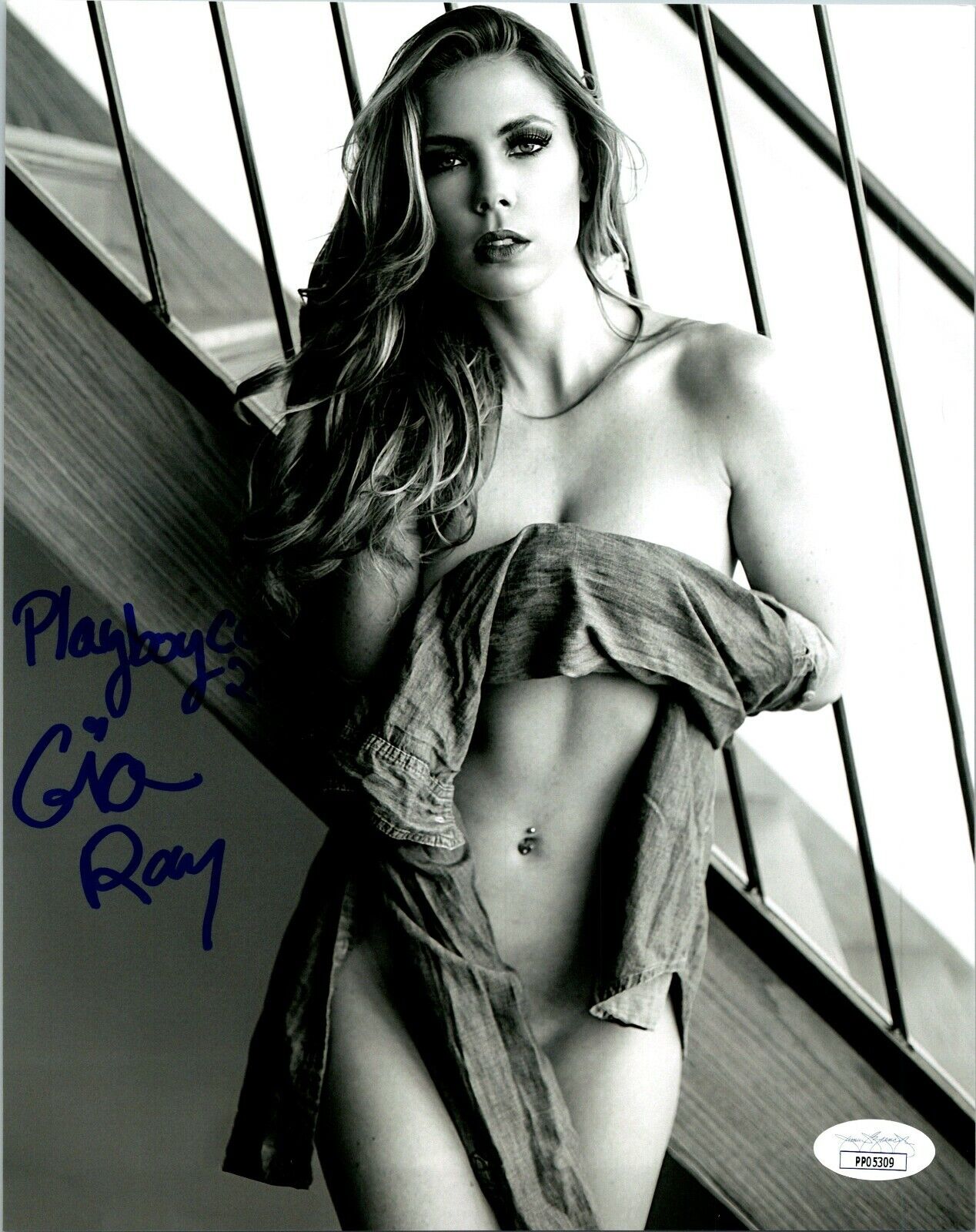 GIA RAY Authentic Hand-Signed SEXY Playboy CGOY 2016