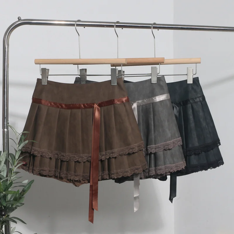Churchf Vintage College Wind Bow Lace 100-Fold Short Skirt High Waist Anti-Walking Pu Skin Skirt 8207