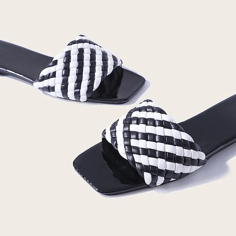Women Slipper Black White Weave Design 2021 Summer Fashion Open Toes Best-selling Flat Sandal High Quality Casual  Women Shoes