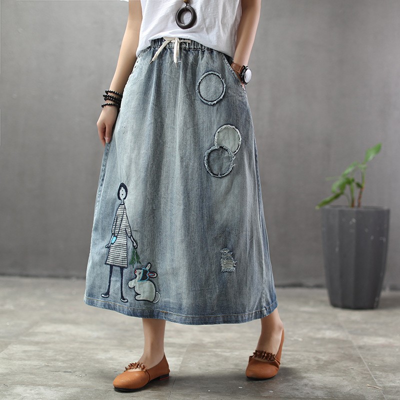 Literary Embroidery Patch Denim Skirt