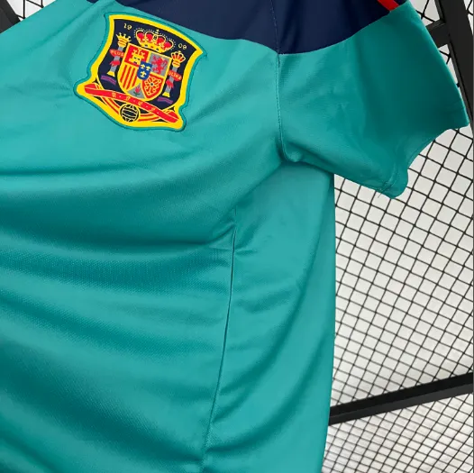 Retro Spain 2010 Goalkeeper Football T-Shirt Thai Quality