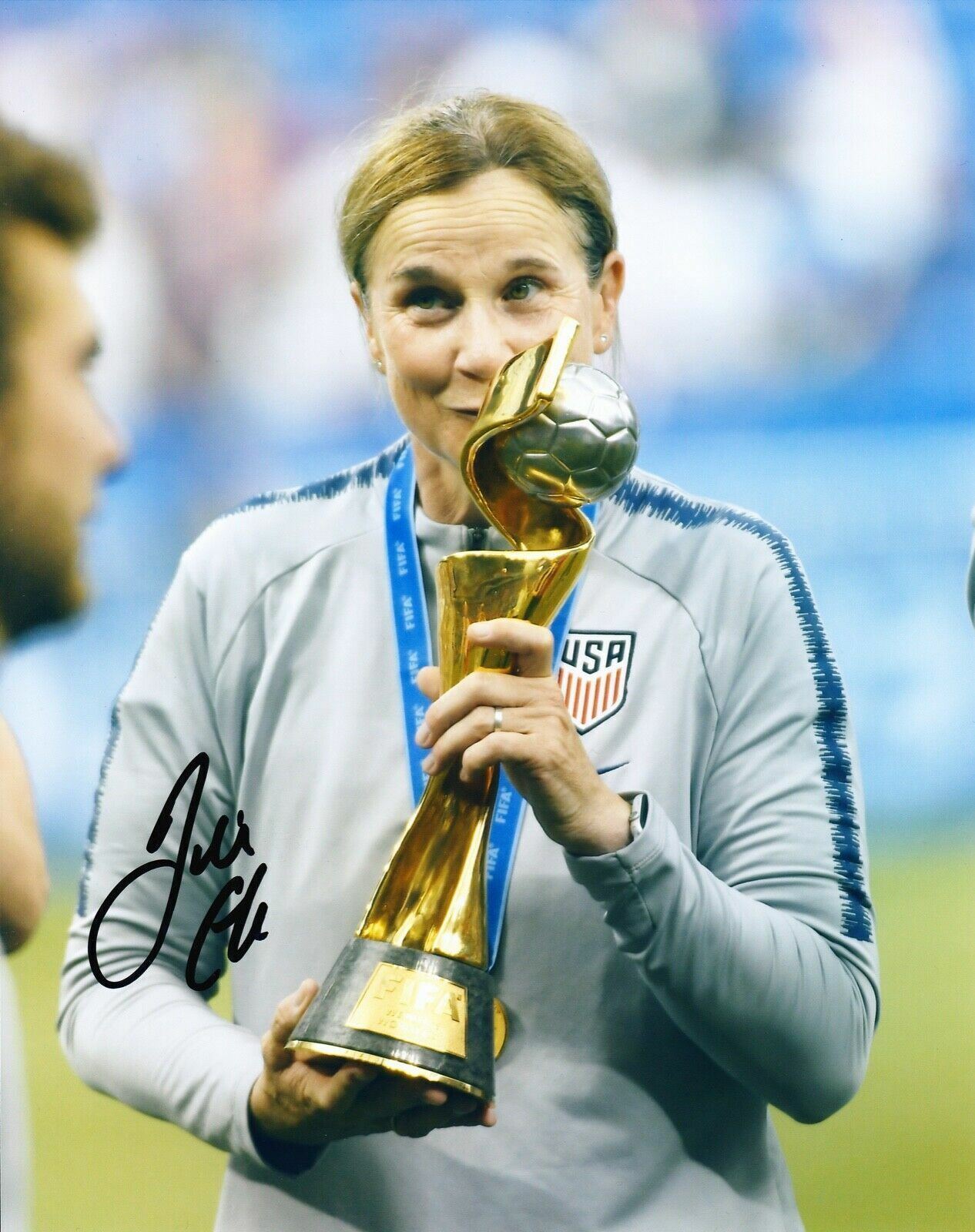 Jill Ellis Signed 10X8 Photo Poster painting USWNT Genuine Autograph AFTAL COA (1263)