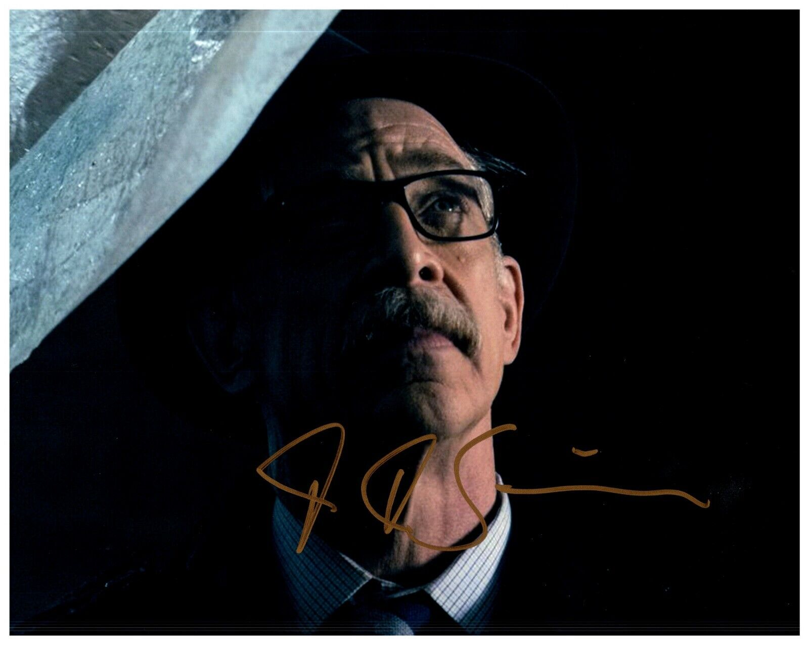 JK SIMMONS Hand-Signed JUSTICE LEAGUE Commissioner Gordon