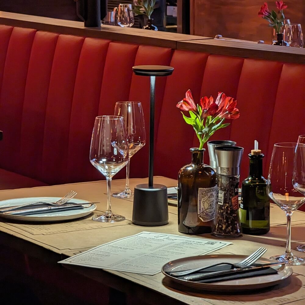 LED Modern Cordless Table Lamp