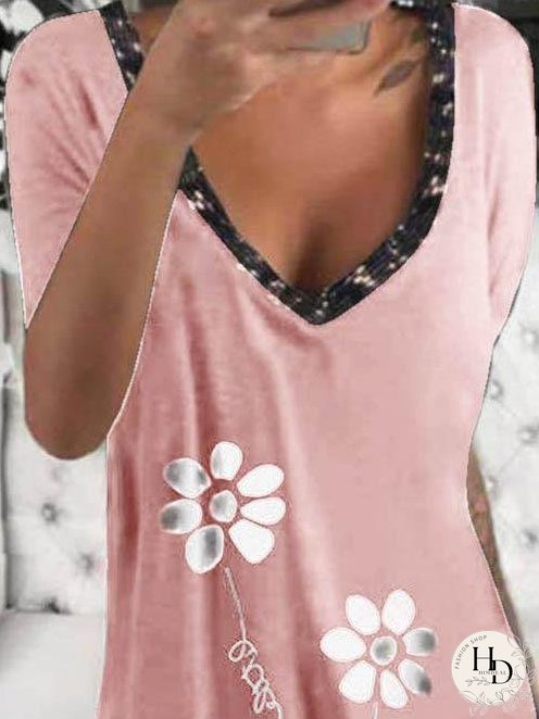 Casual V-neck Design Printed T-shirt