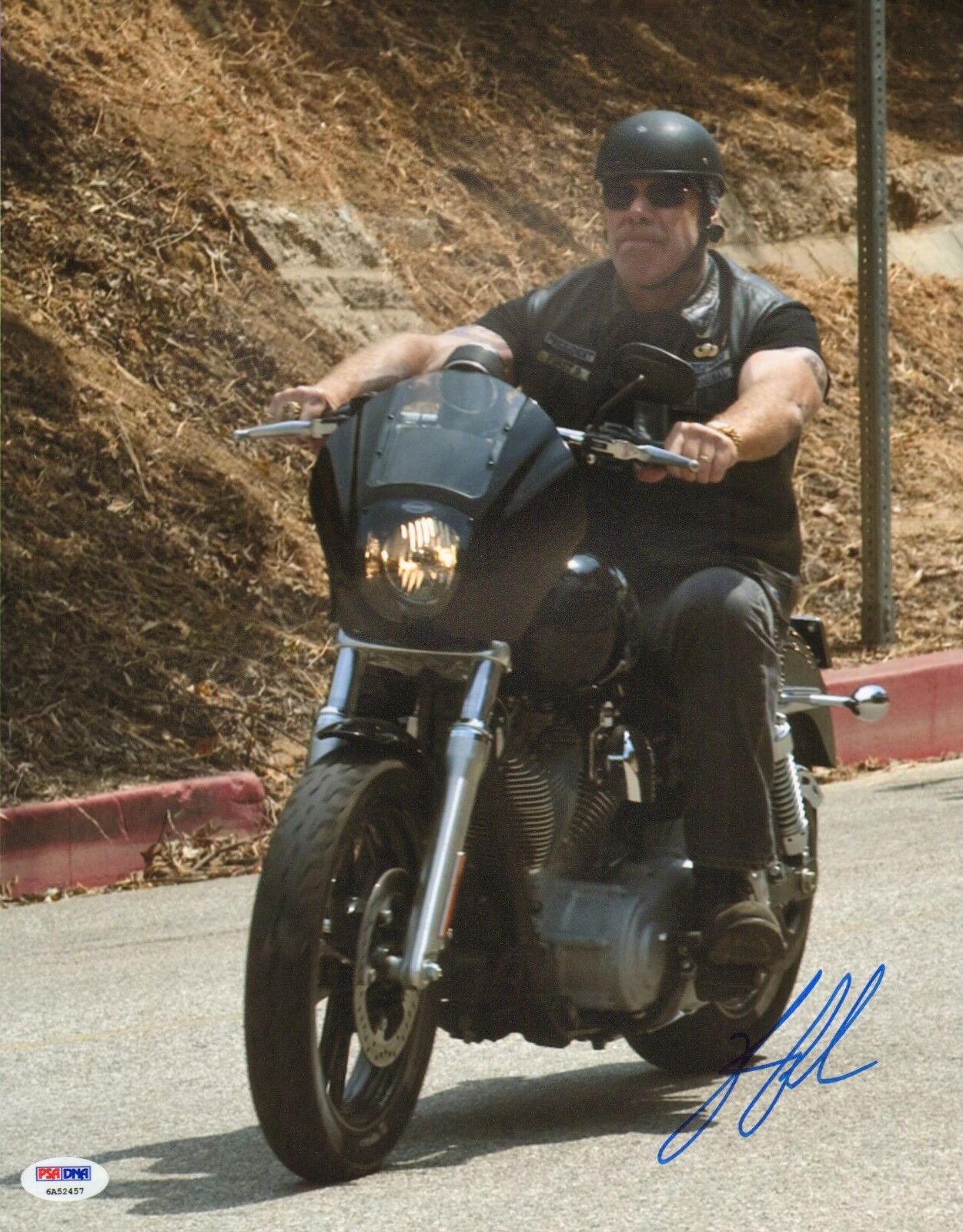 Ron Perlman Signed 11x14 Photo Poster painting PSA/DNA COA Picture Autograph Sons of Anarchy 19