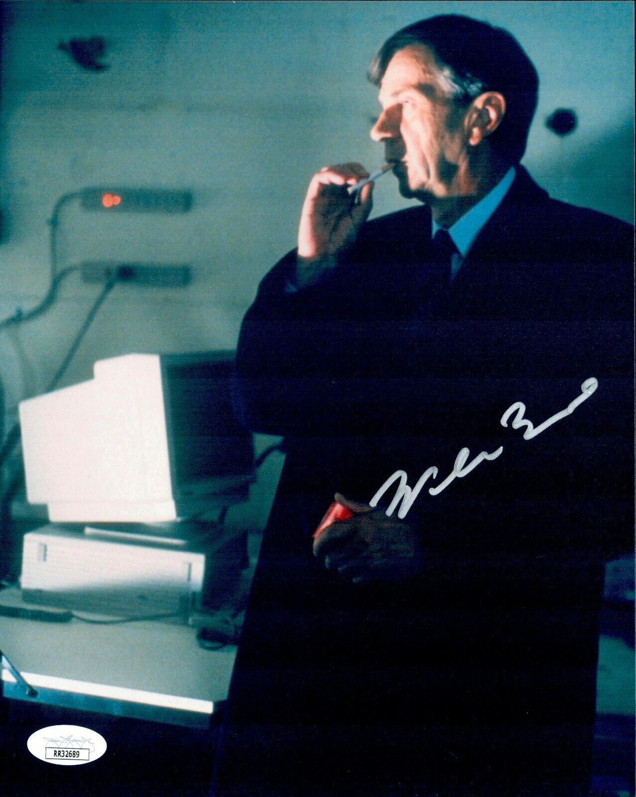 WILLIAM B DAVIS Signed X-FILES 8x10 Photo Poster painting Cigarette Man Autograph JSA COA Cert